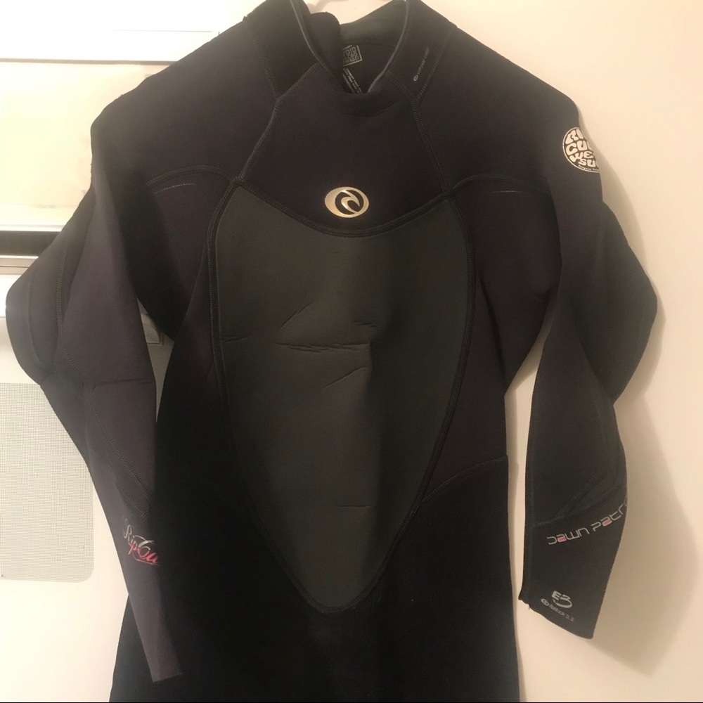 Rip Curl Women’s Wet Suits fullsuit design.